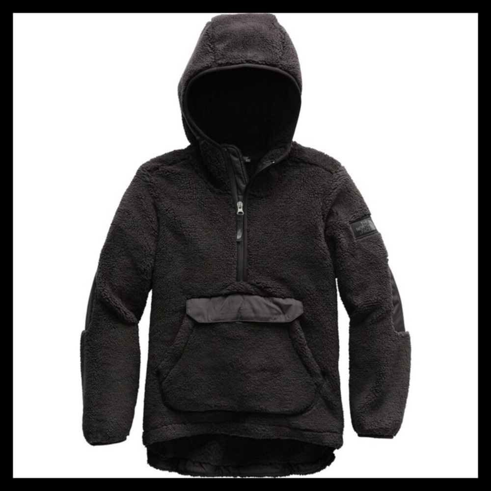 The North Face Campshire Pullover Hoodie